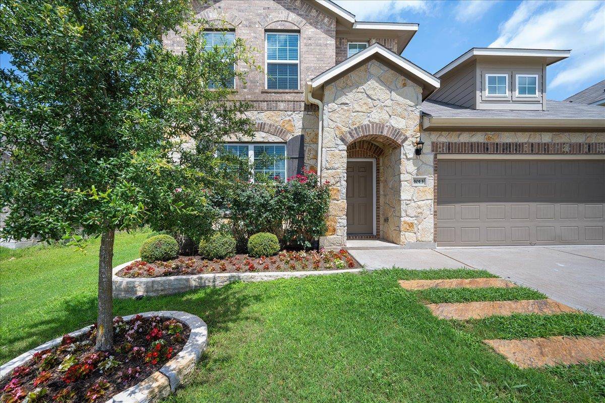 Manor, TX 78653,1013 S San Marcos ST