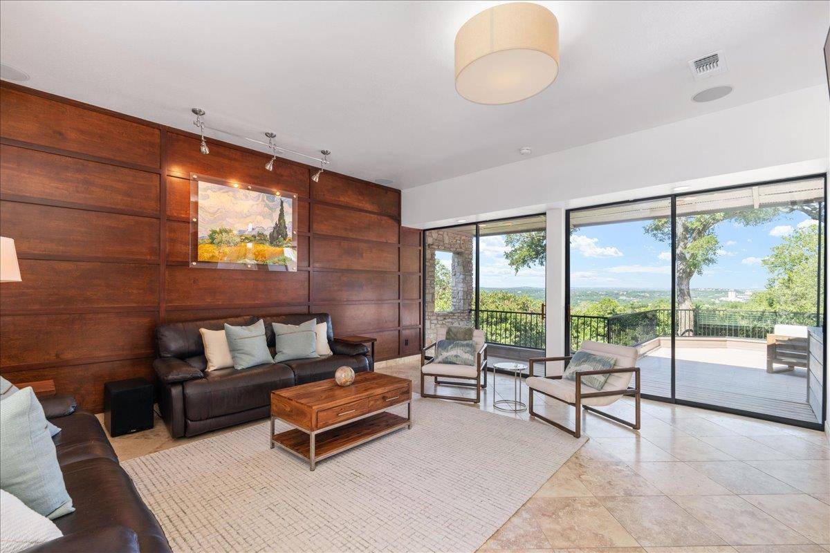 Austin, TX 78746,1306 Quaker Ridge DR