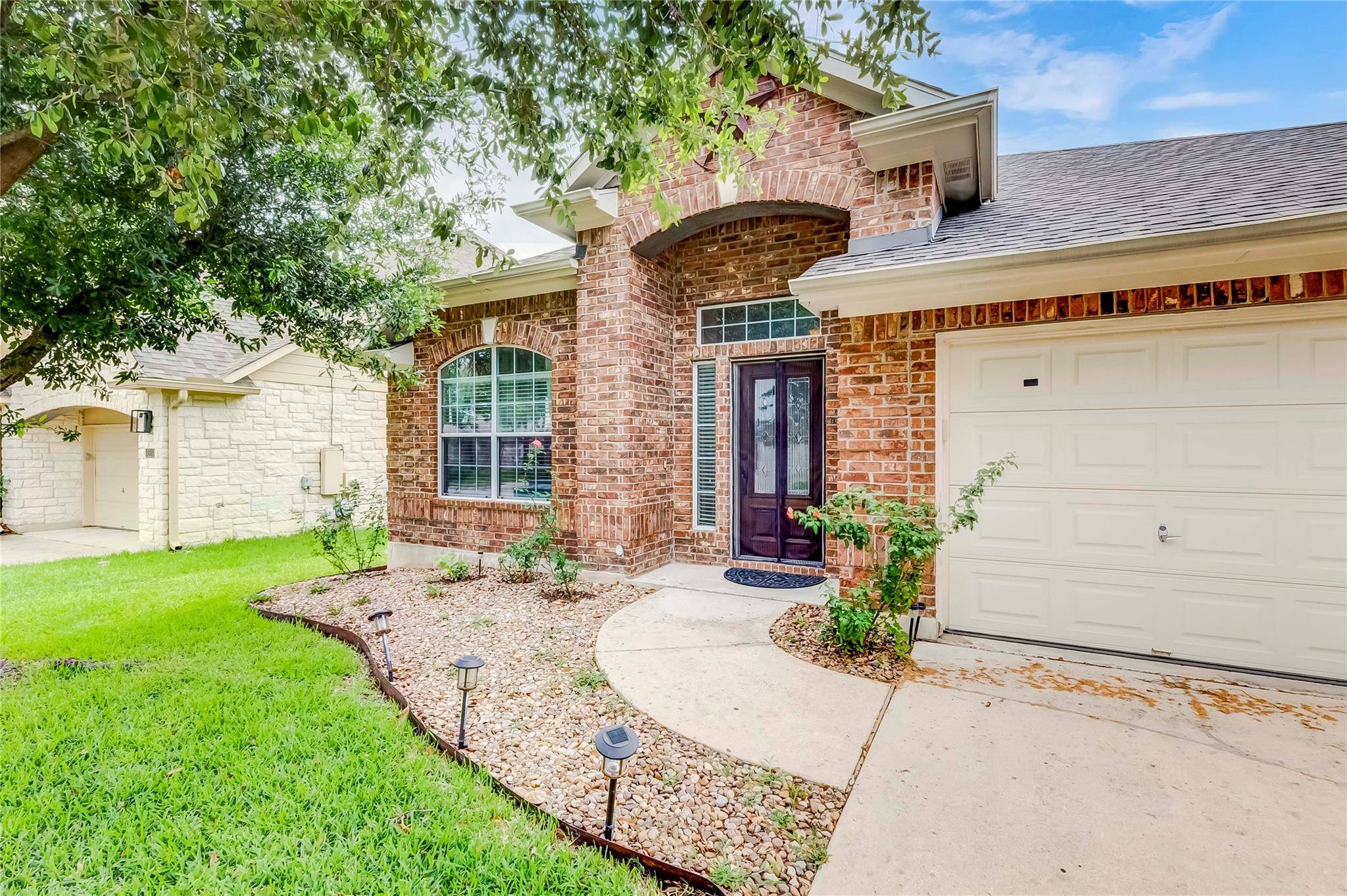 Round Rock, TX 78681,3669 Pine Needle CIR