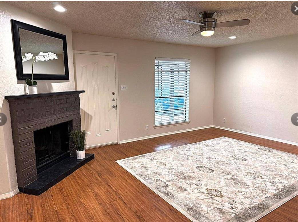 Georgetown, TX 78628,504 Algerita DR