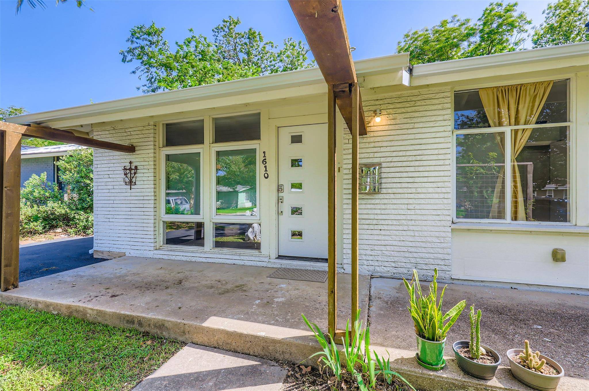 Austin, TX 78723,1610 Broadmoor DR