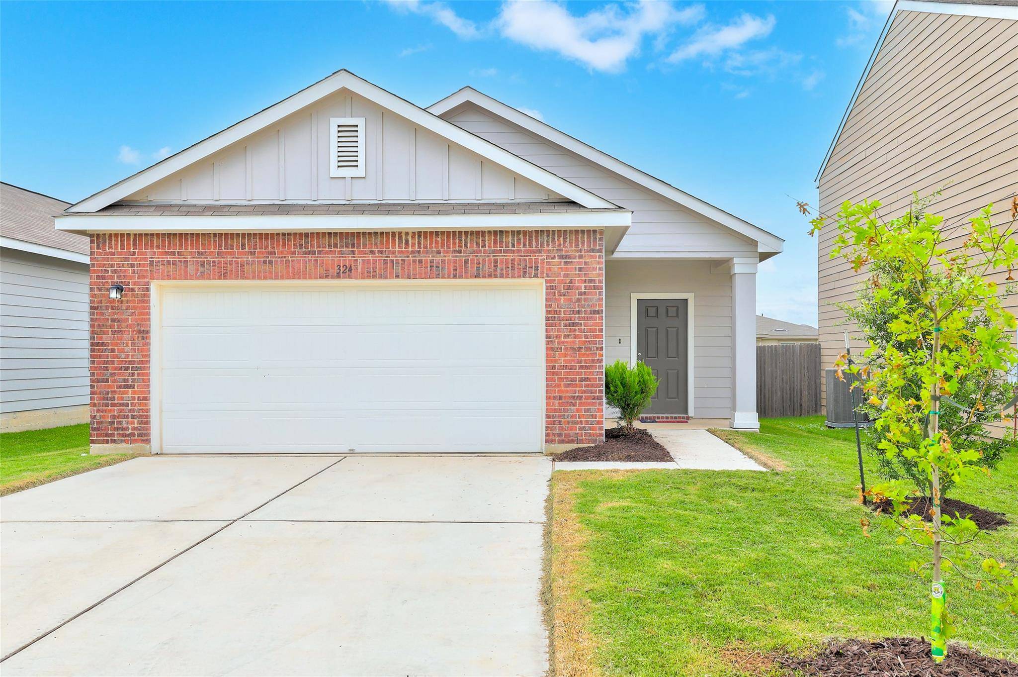 Jarrell, TX 76537,324 Bell Rings DR