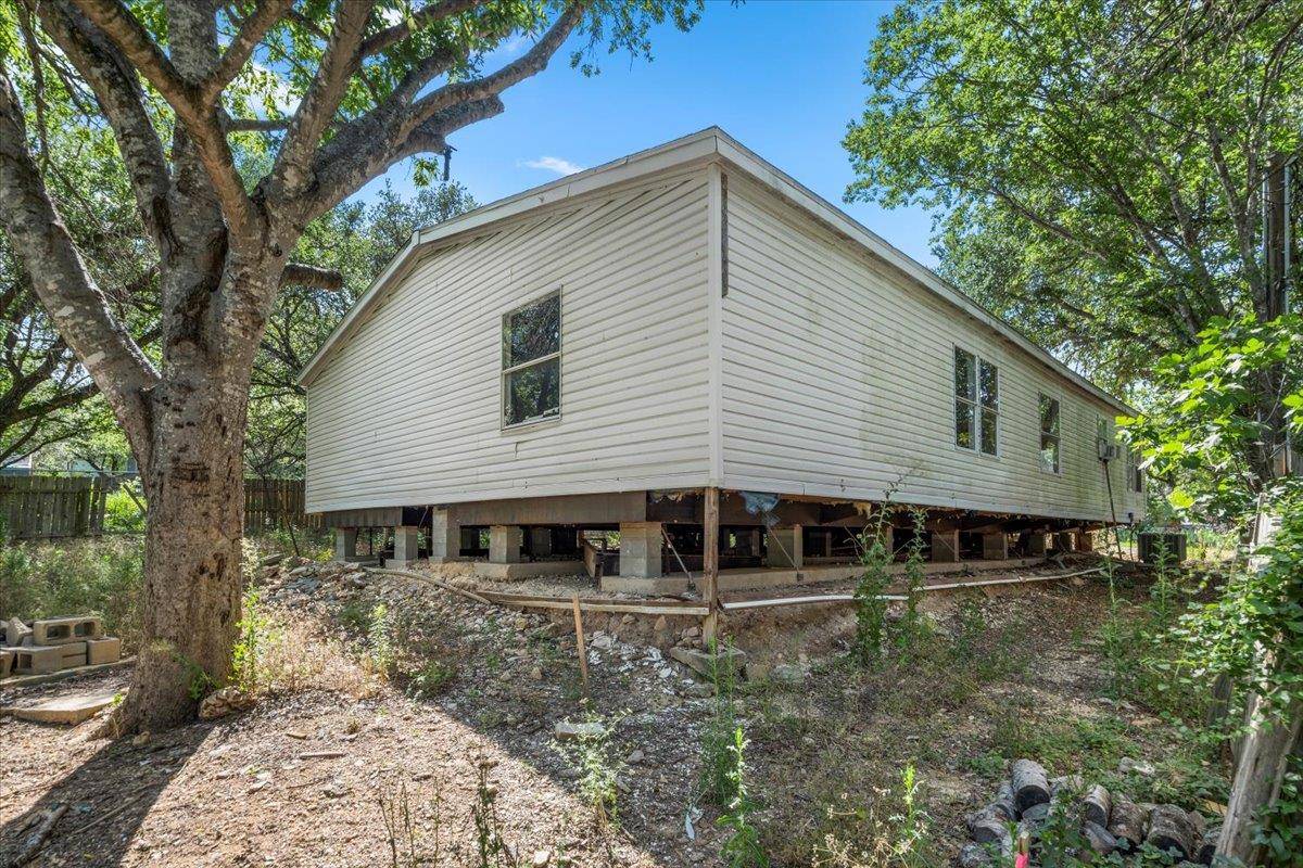 Jonestown, TX 78645,17713 Sandy LN