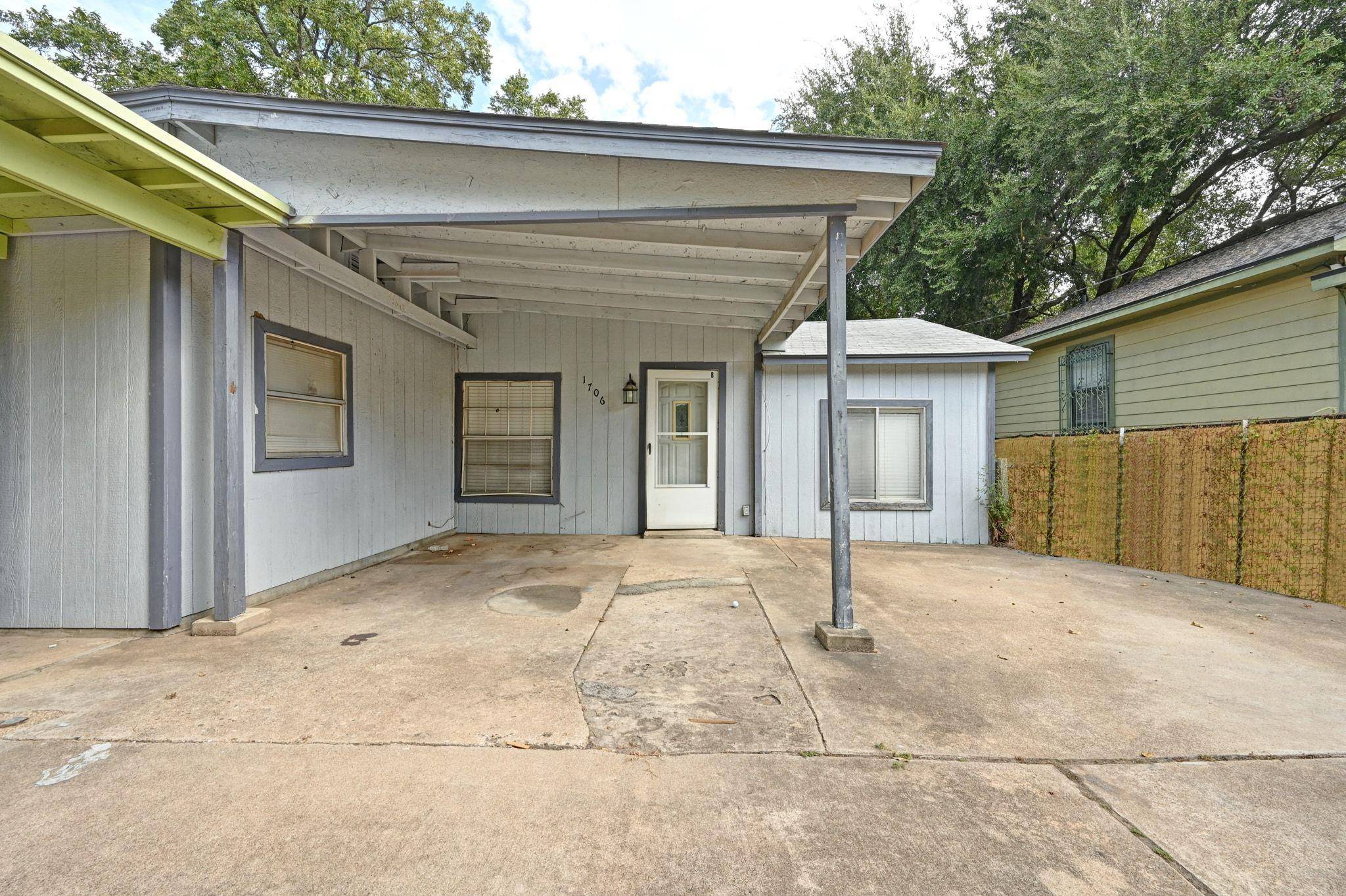 Austin, TX 78702,1706 Riverview ST #B