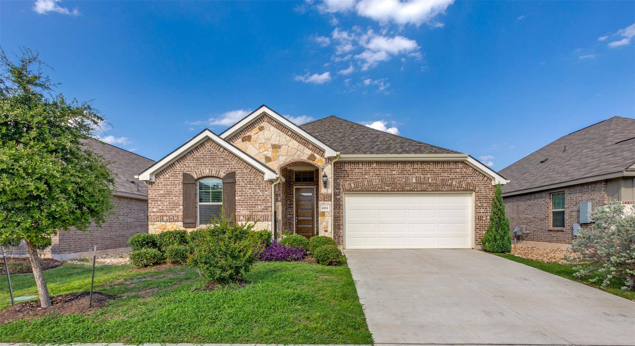 Leander, TX 78641,2212 McClendon TRL