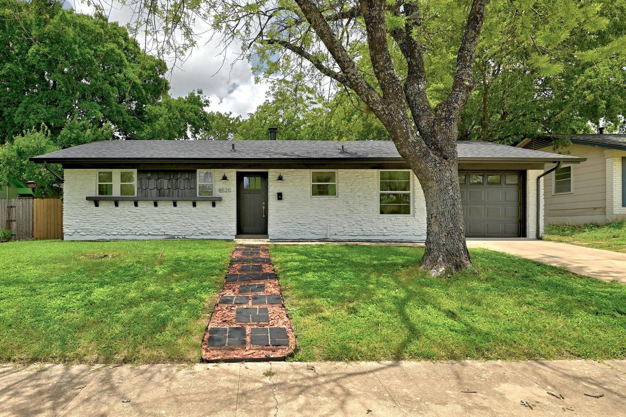 Austin, TX 78758,8520 Bradford DR