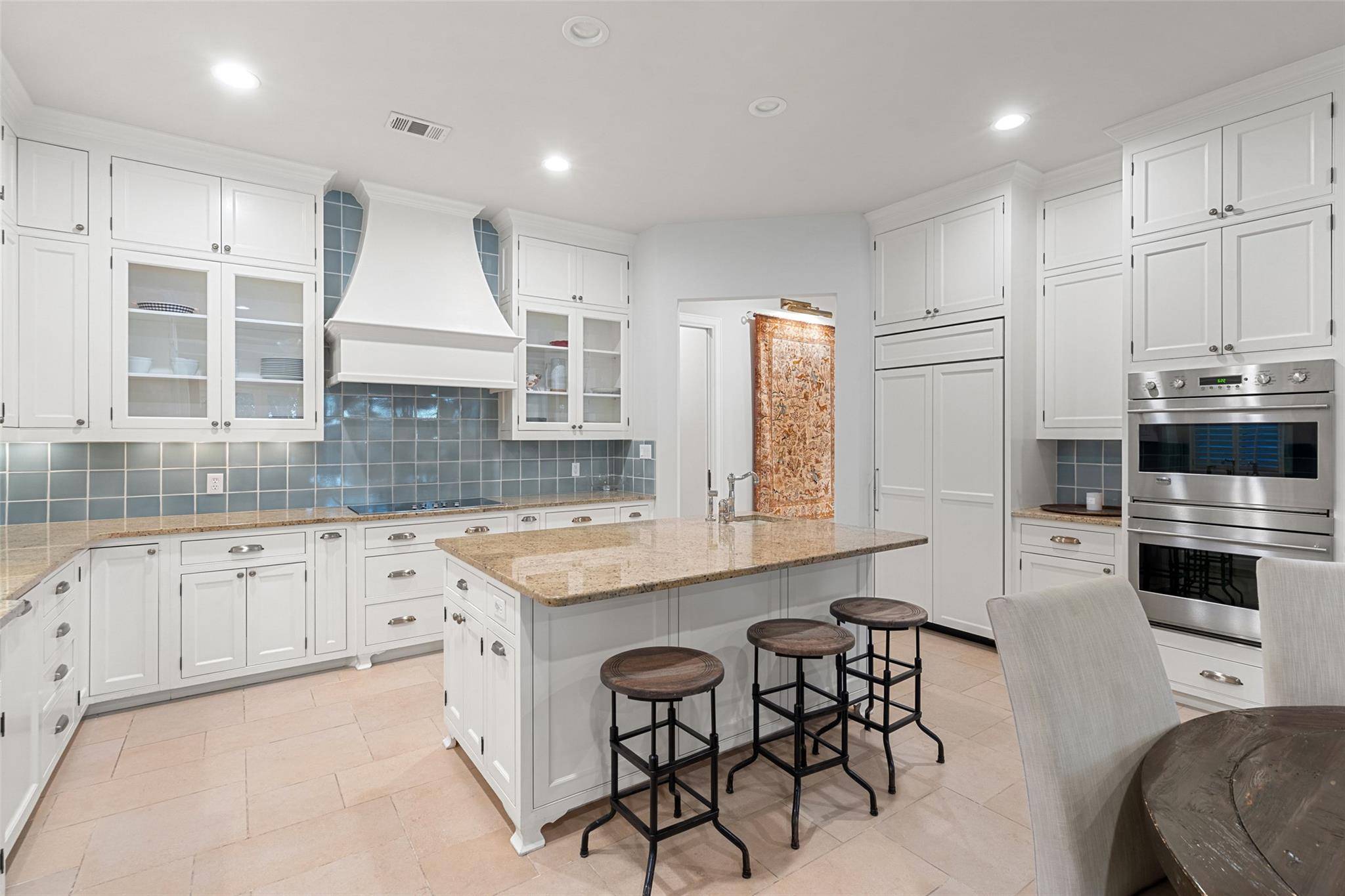 Meadowlakes, TX 78654,327 Meadowlakes DR