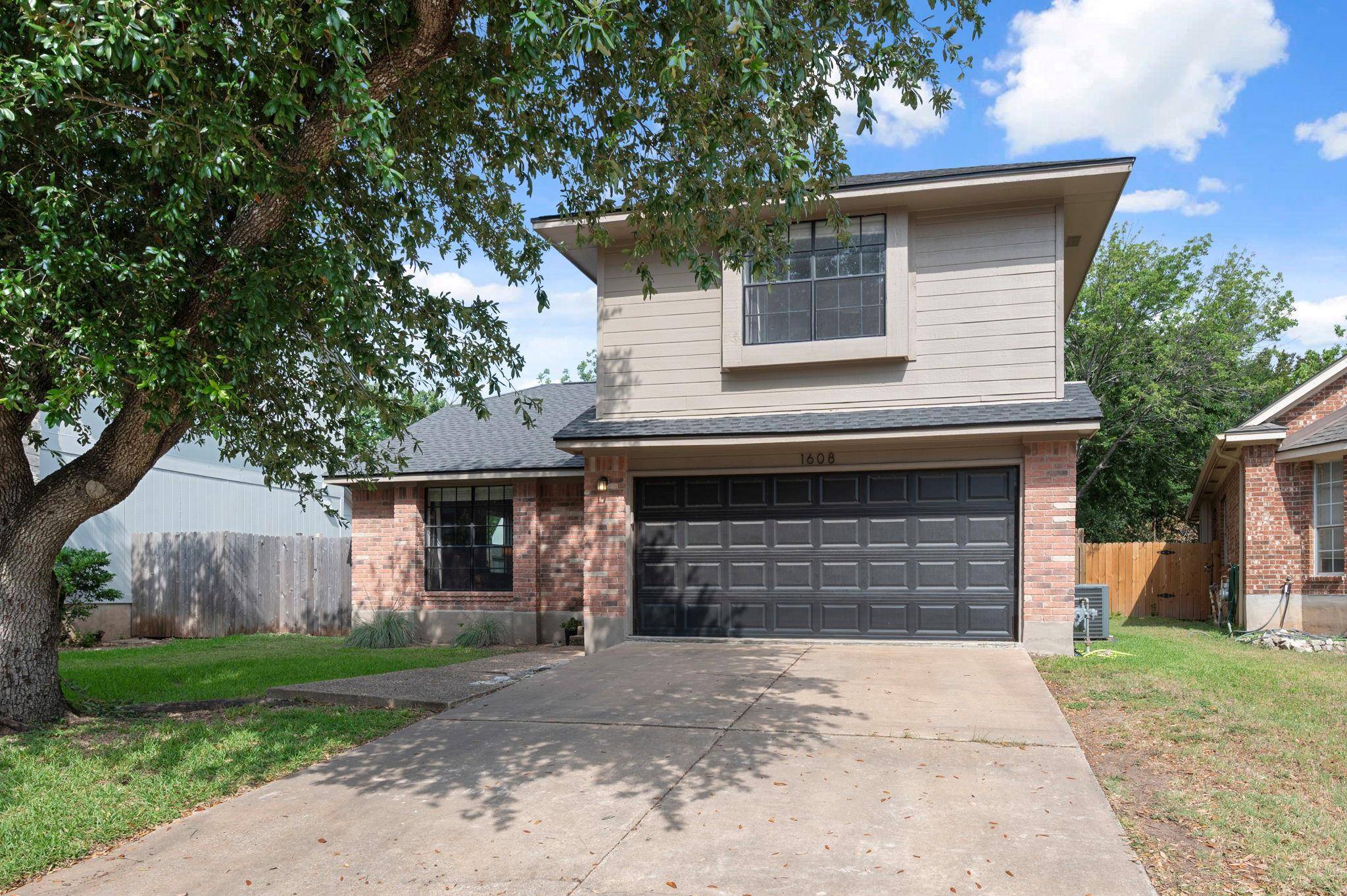 Round Rock, TX 78681,1608 White Oak LOOP