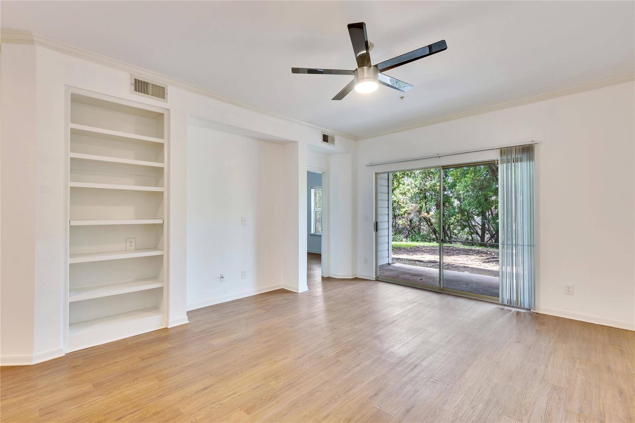 Austin, TX 78730,6000 Shepherd Mountain CV #907