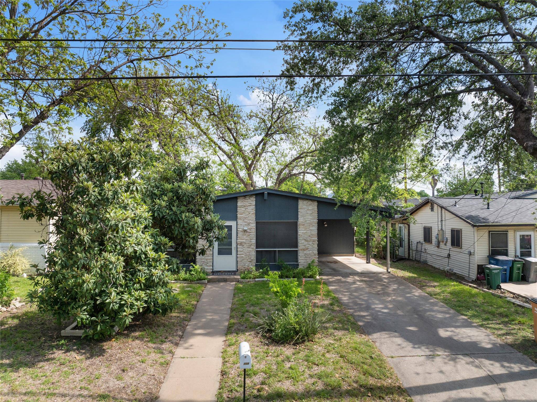 Austin, TX 78721,4704 Oak Cliff DR