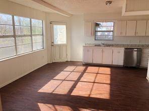 Elgin, TX 78621,202 S Ave B