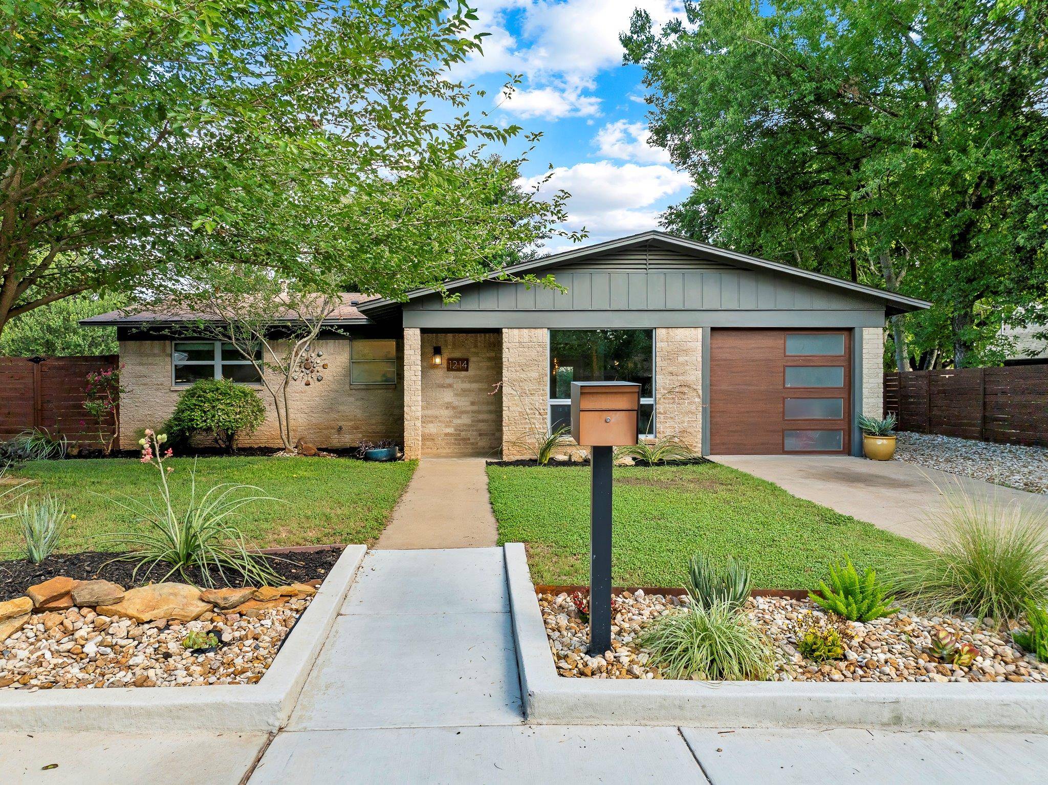 Austin, TX 78721,1214 Arthur Stiles RD