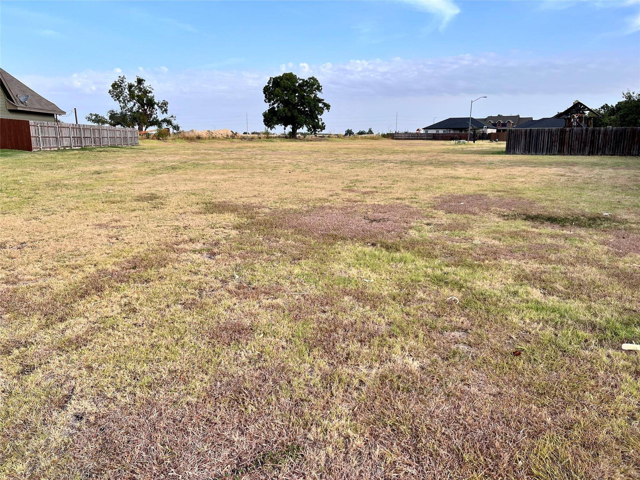 Thorndale, TX 76577,102 Davis CT