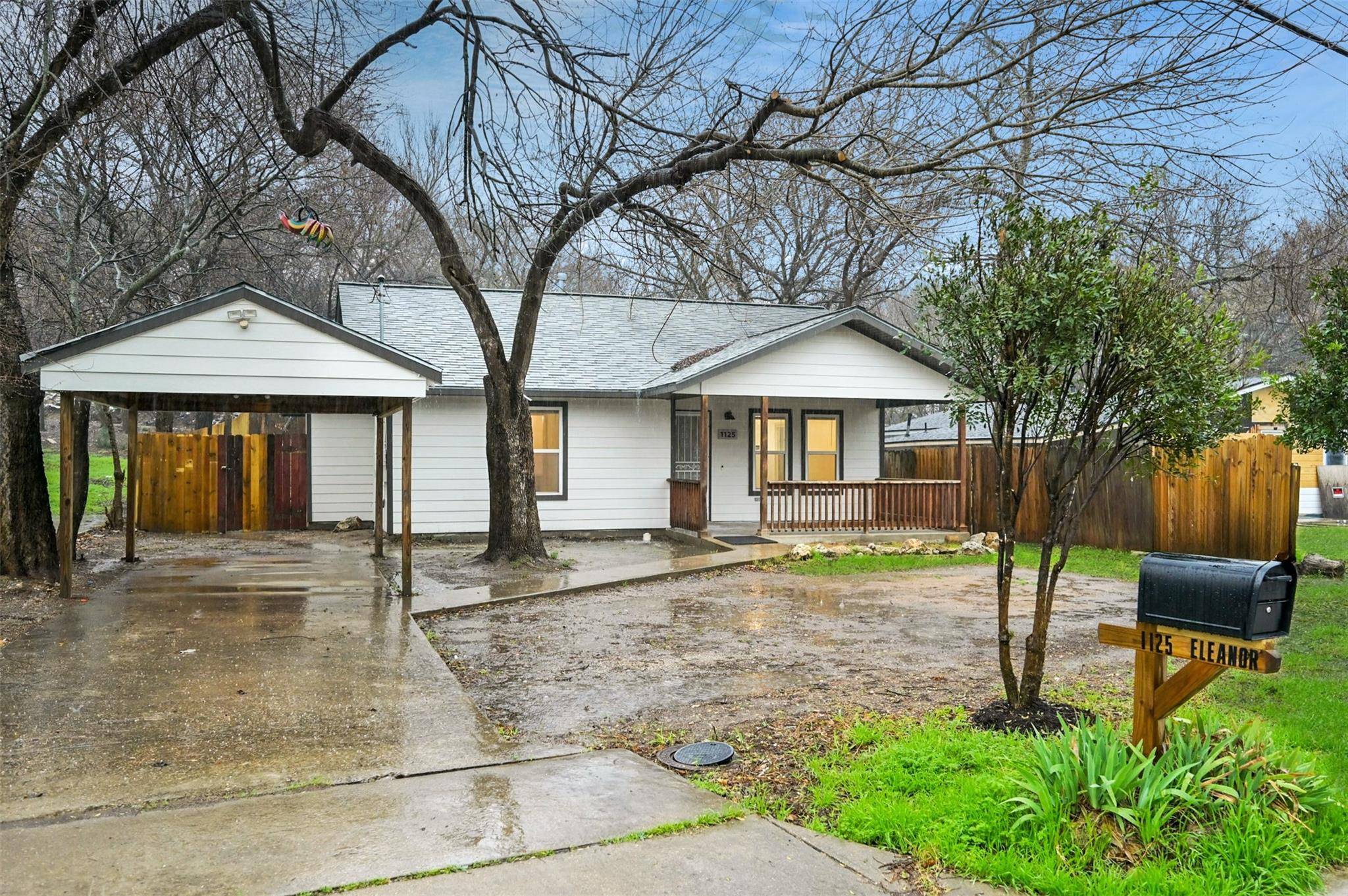 Austin, TX 78721,1125 Eleanor ST