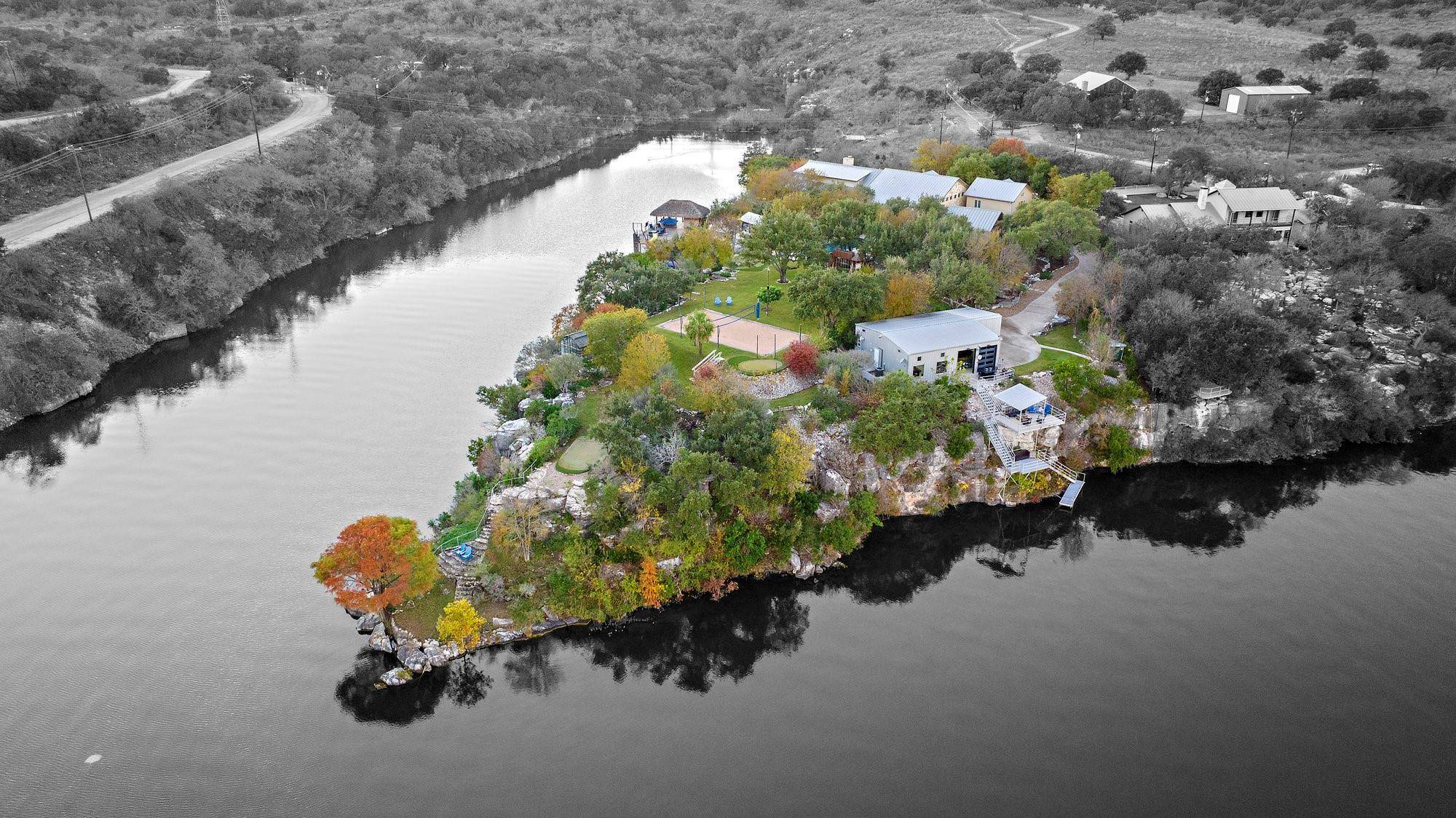 Marble Falls, TX 78654,1450 Los Escondidos ST