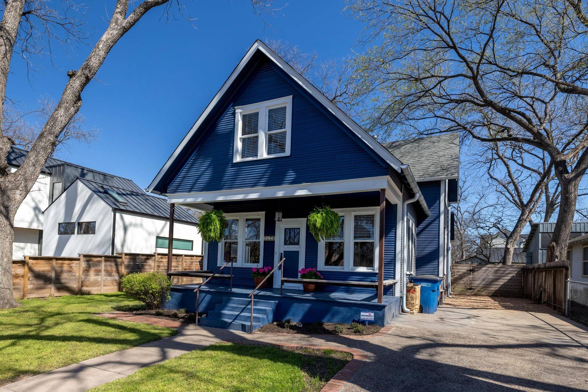 Austin, TX 78702,1610 Garden ST