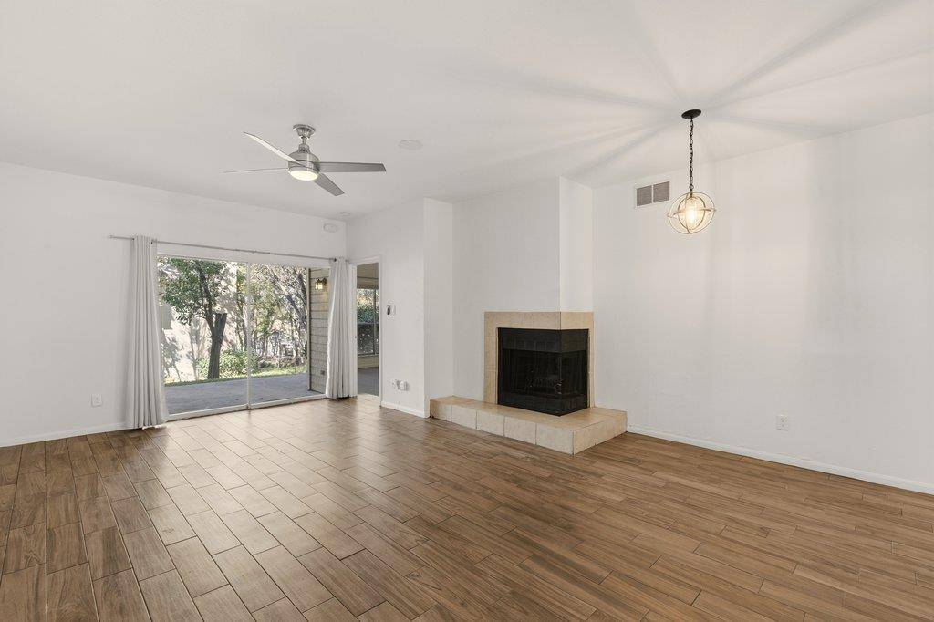 Austin, TX 78741,2450 Wickersham LN #1006