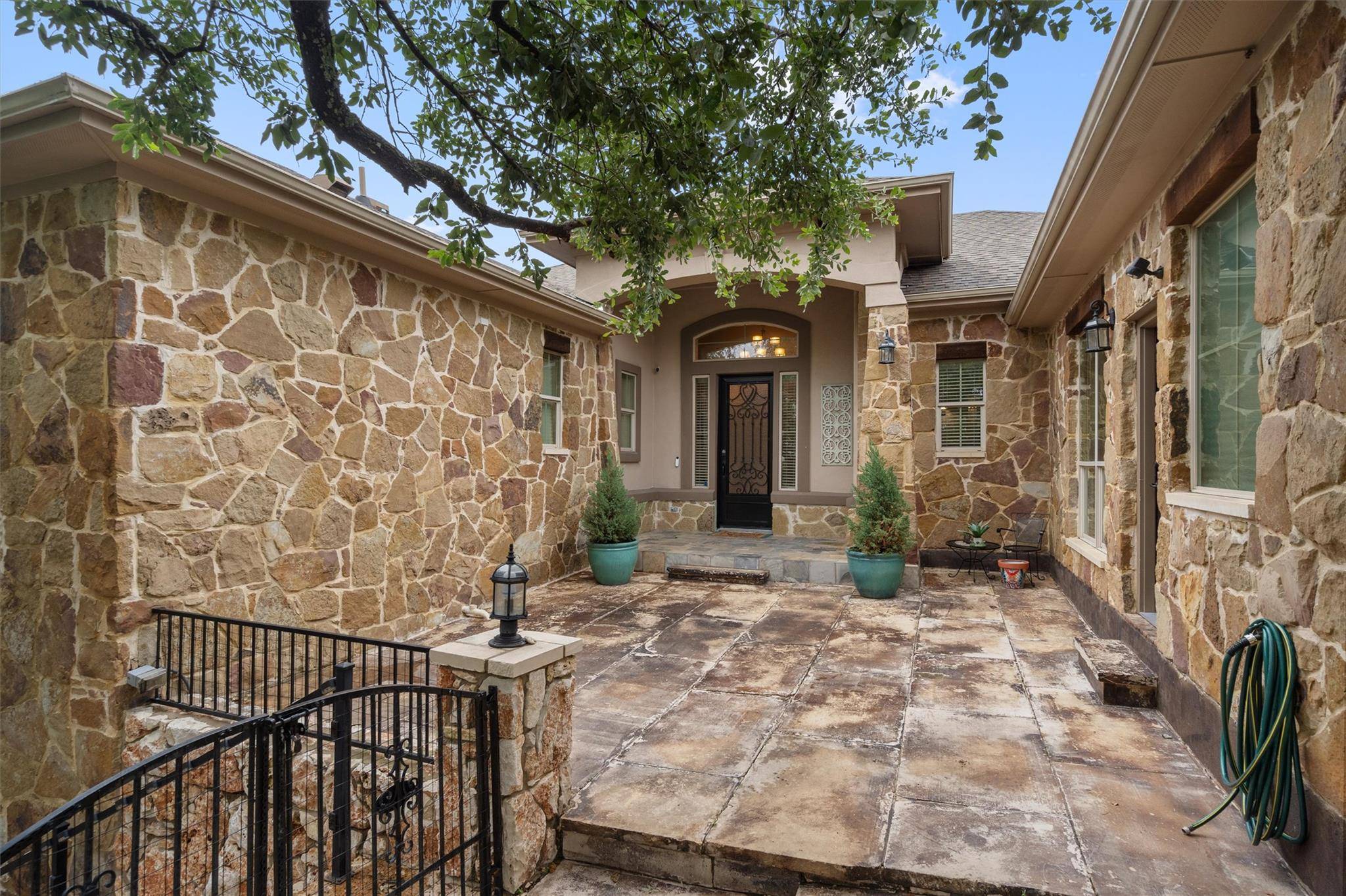 Leander, TX 78641,2504 Highland TRL