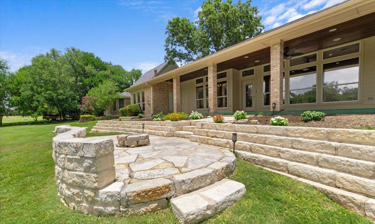 Salado, TX 76571,2901 Chisholm TRL