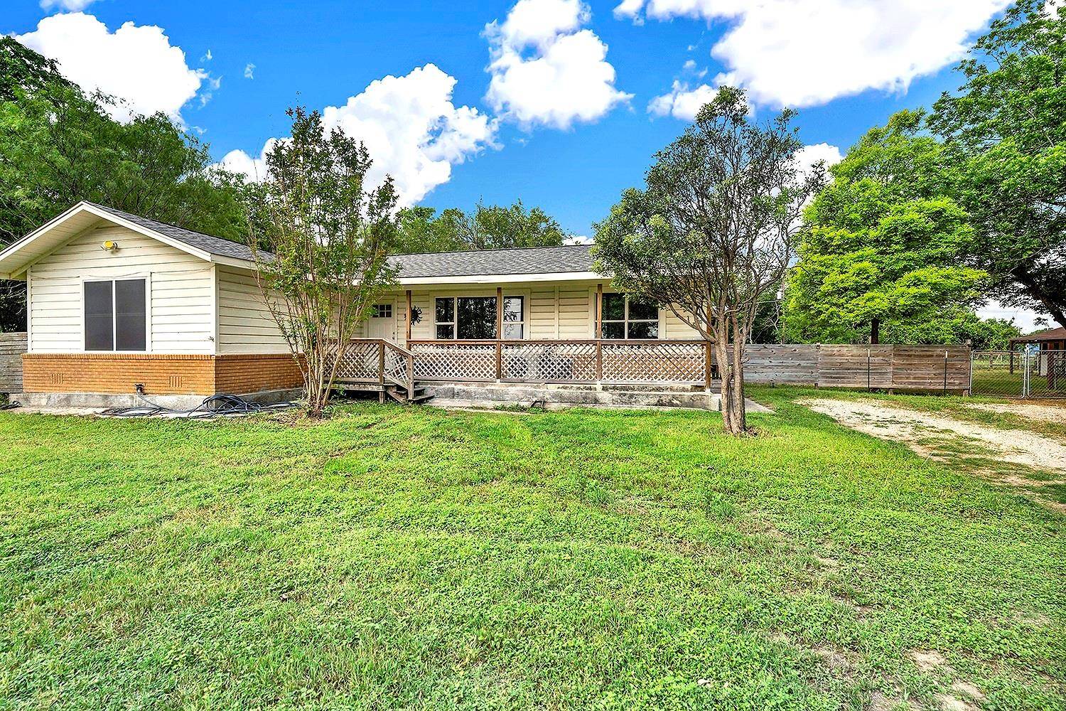 San Marcos, TX 78666,1210 Old Martindale RD