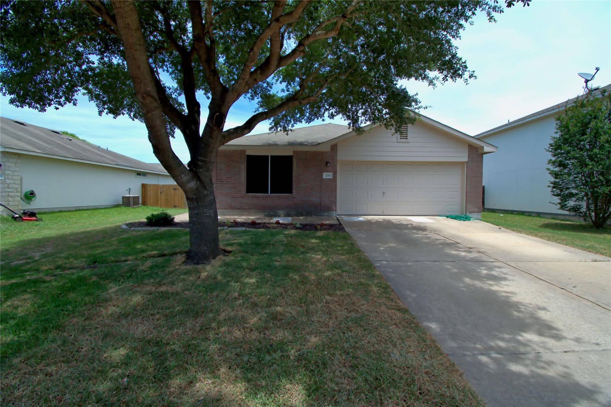 Hutto, TX 78634,226 Sylvan ST