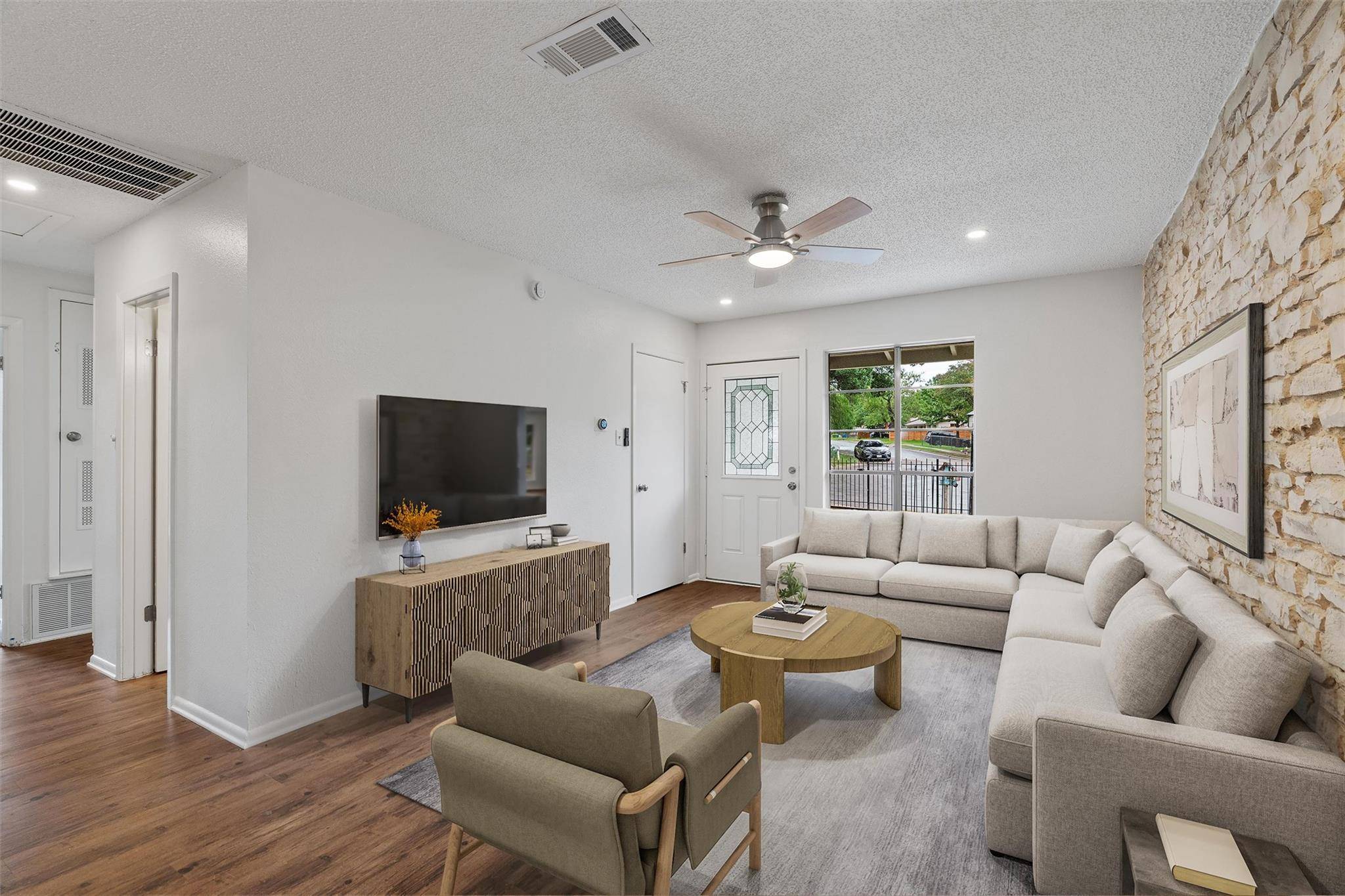 Austin, TX 78741,2616 & 2618 Audubon PL