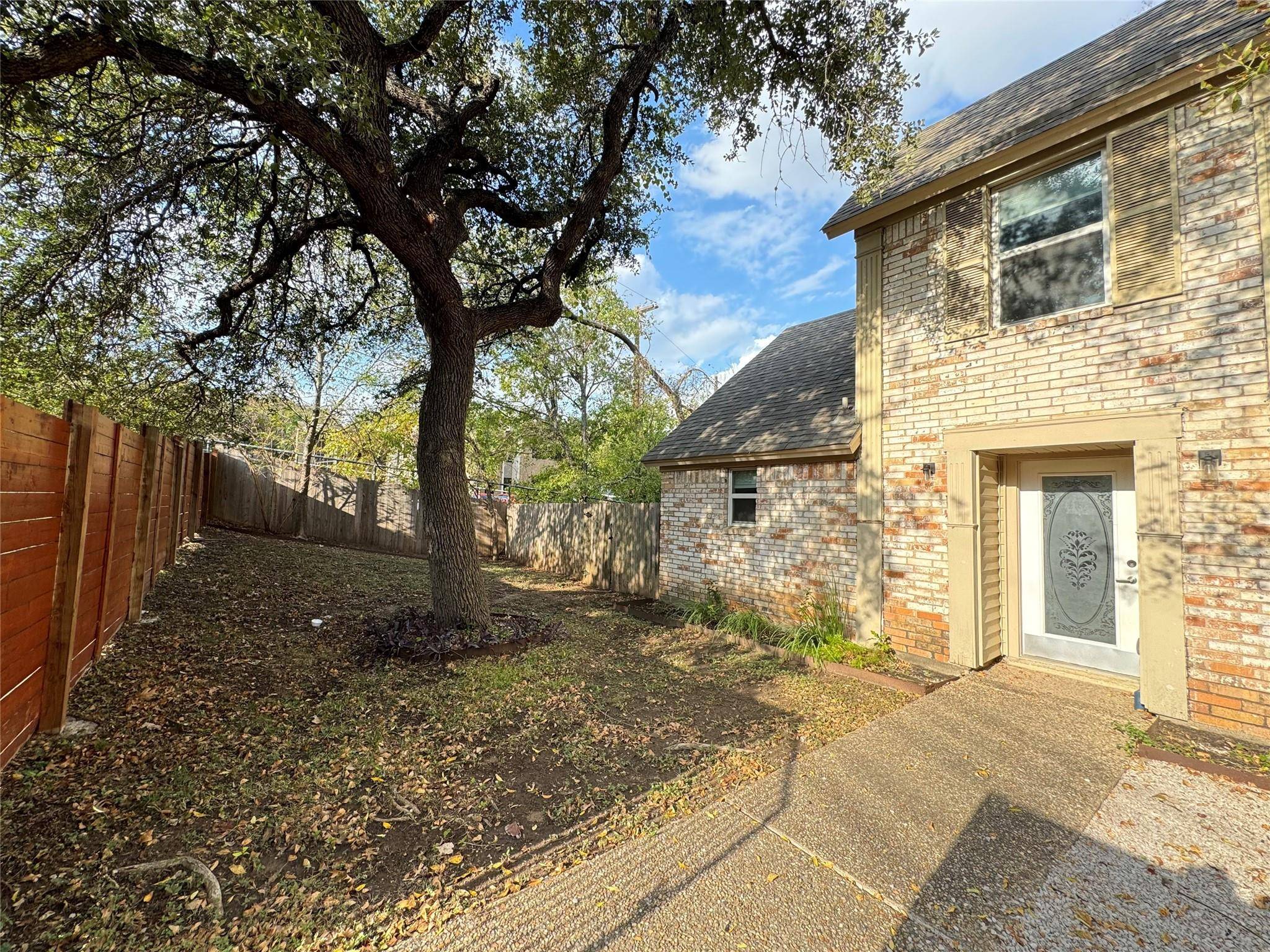 Austin, TX 78759,3822 Spicewood Springs RD #A