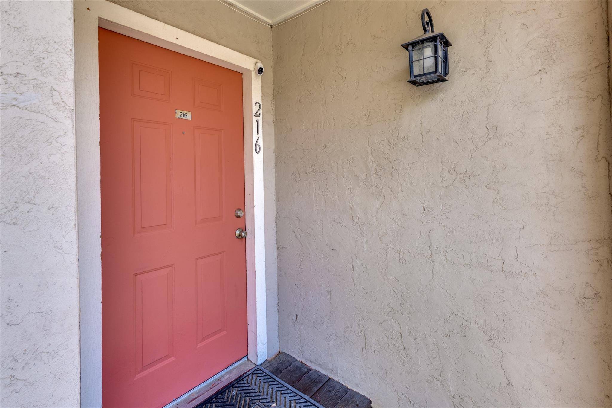 Austin, TX 78745,6810 Deatonhill DR #216