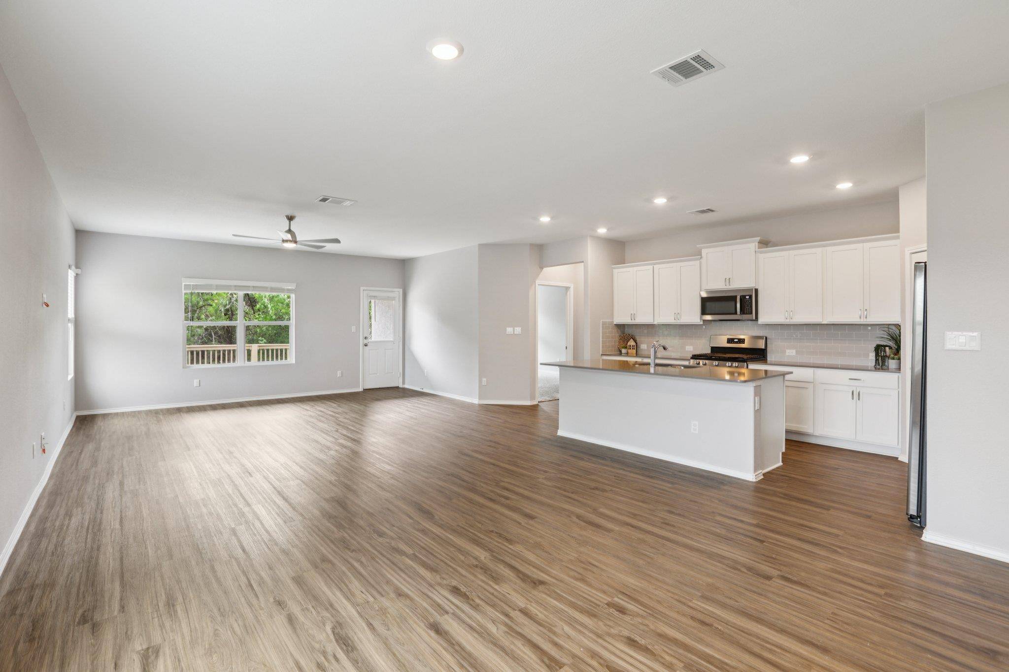 Leander, TX 78641,1524 Brueggerhoff RD