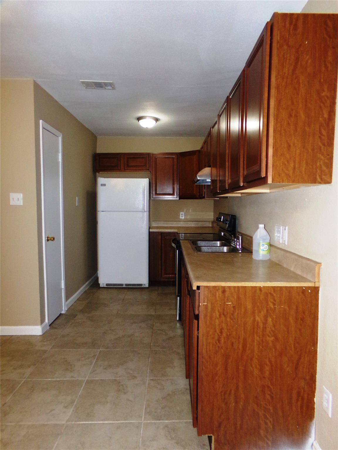 Taylor, TX 76574,519 Lenora DR #A