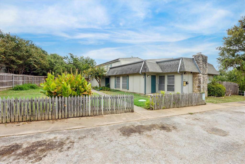 Austin, TX 78746,807 Castle Ridge RD #A