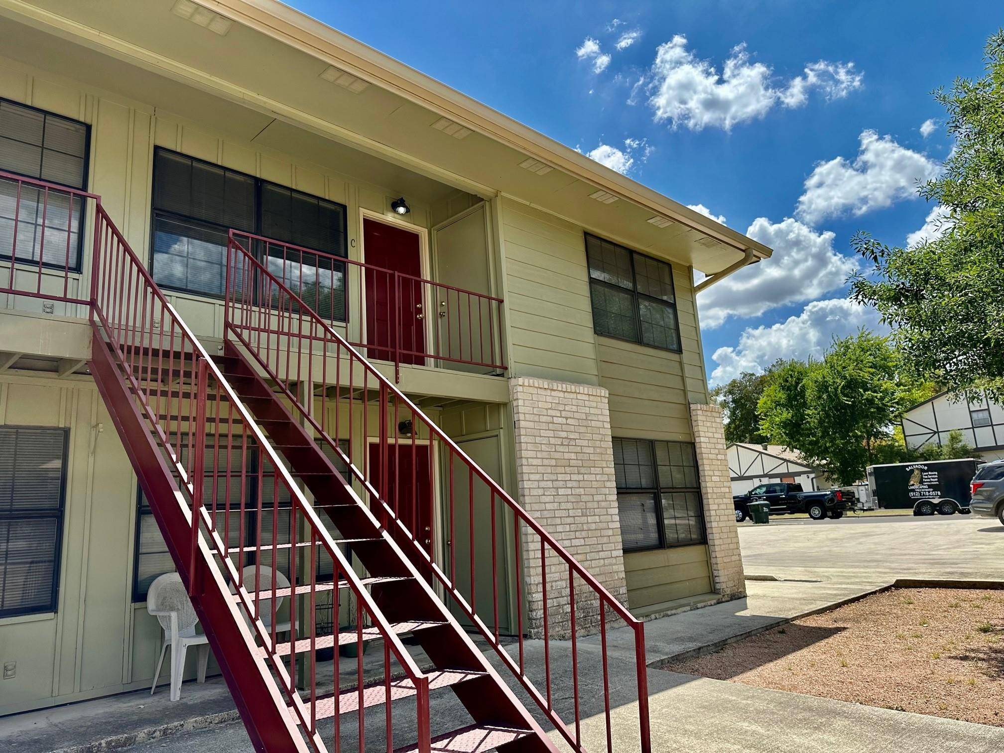 San Marcos, TX 78666,102 Lady Bird LN #C