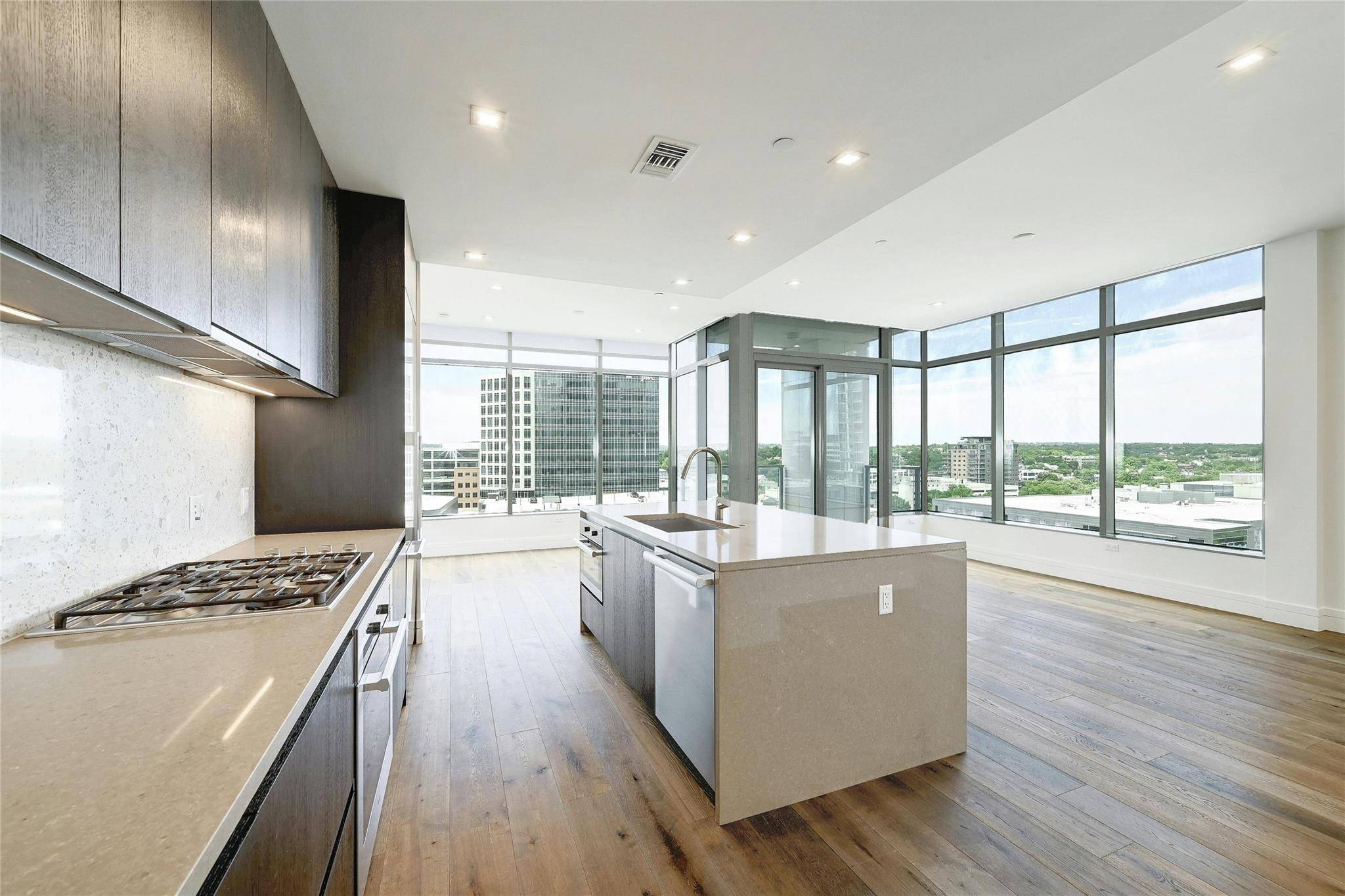 Austin, TX 78701,501 West Ave #1104