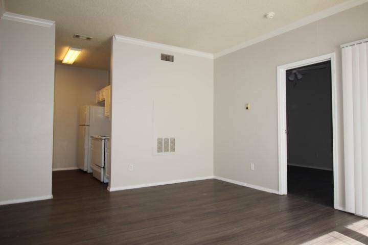 Austin, TX 78758,12166 Metric BLVD #219