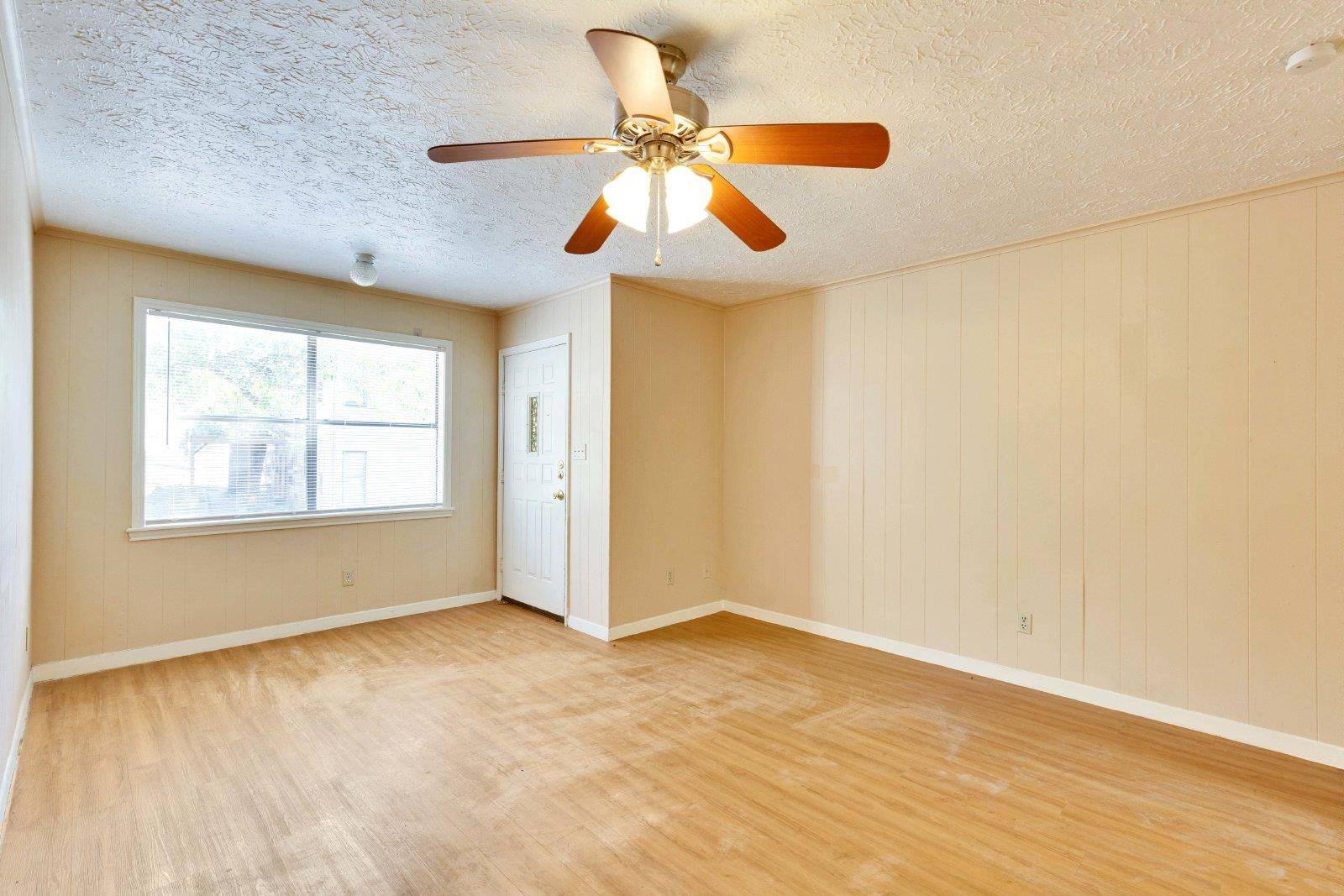 San Marcos, TX 78666,908 N Lbj DR #6