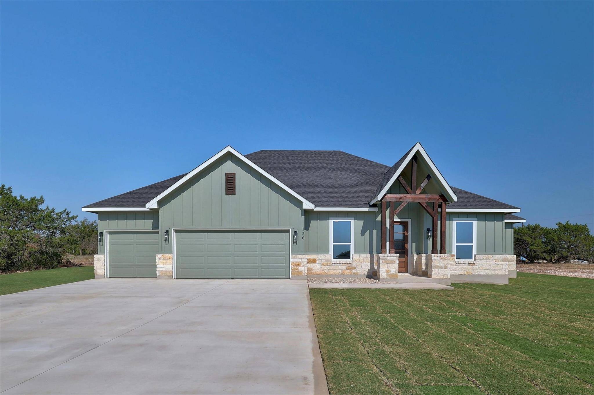 Bertram, TX 78605,111 Draper LN