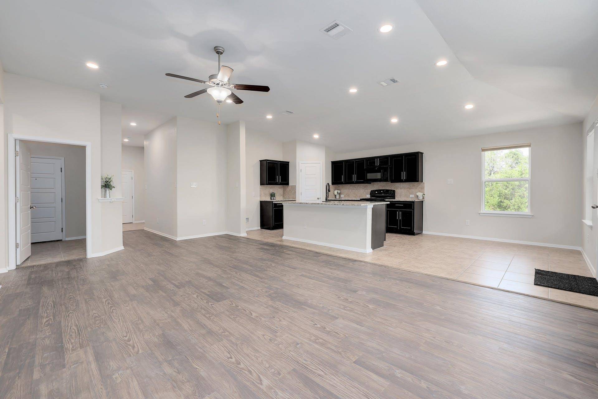Lago Vista, TX 78645,21604 Pope DR