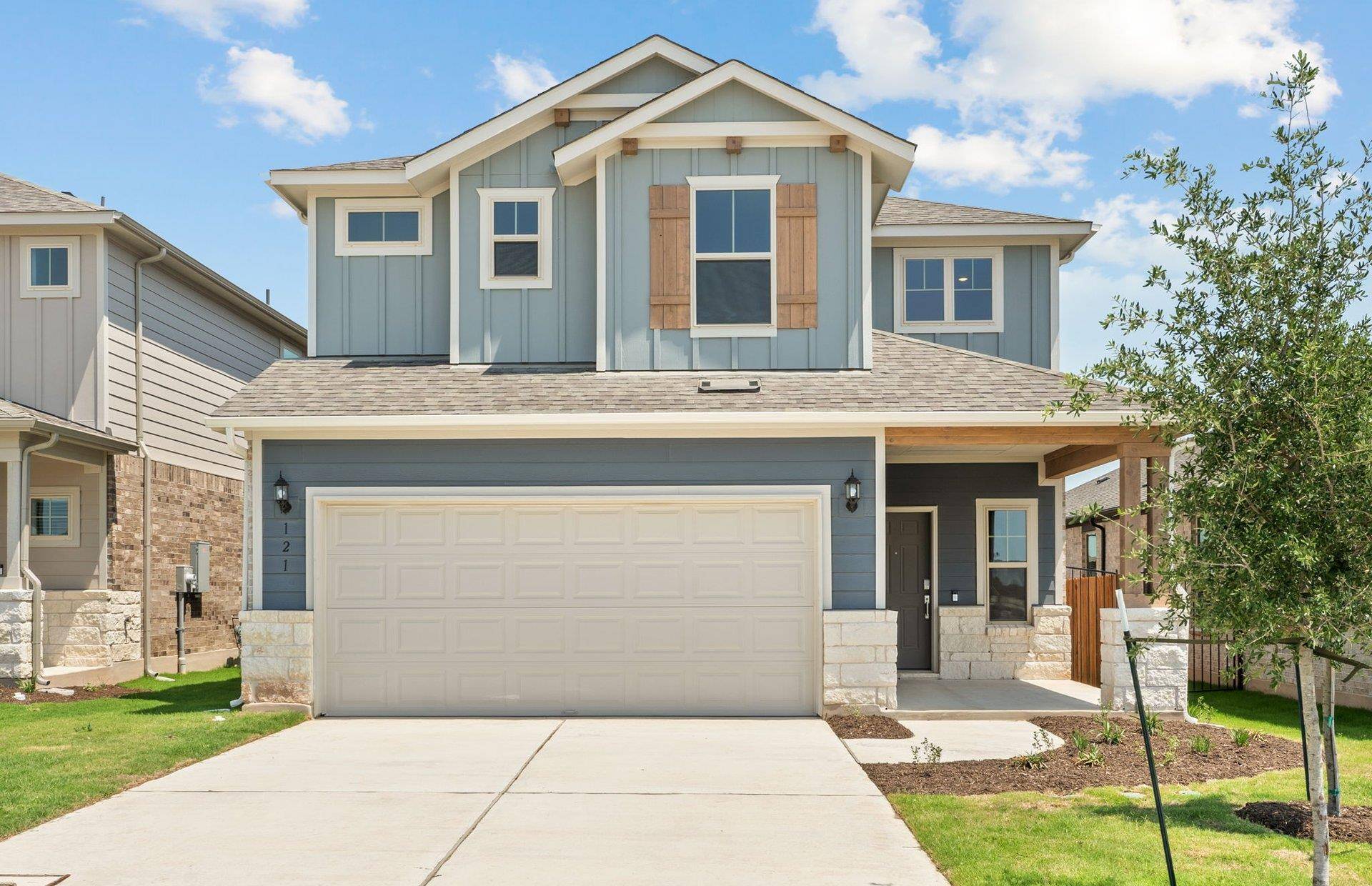 Liberty Hill, TX 78642,121 Groveland DR