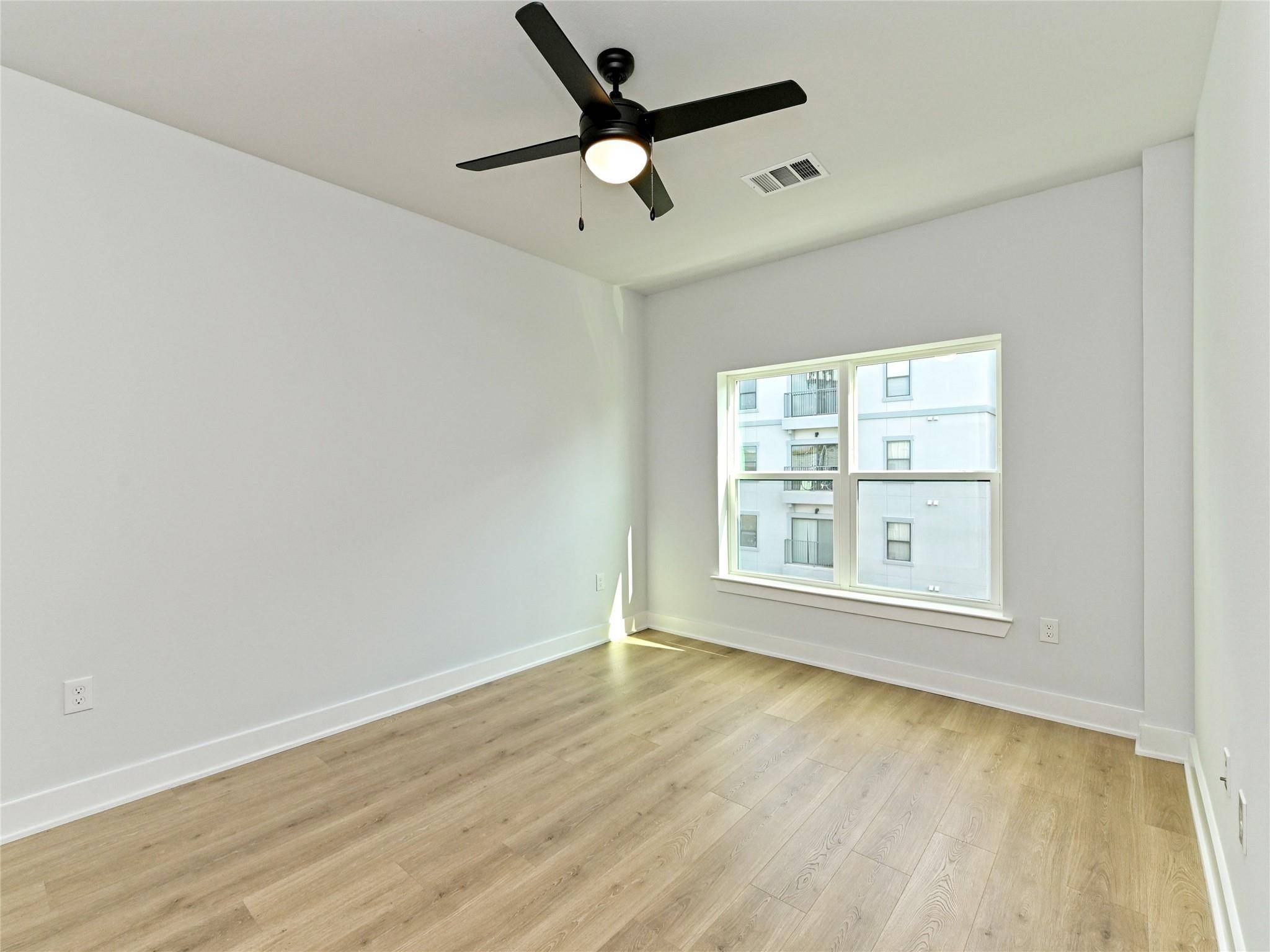 Austin, TX 78705,2500 Longview ST #518
