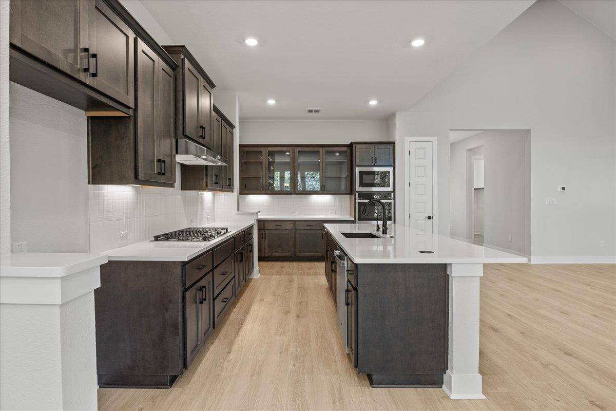 Kyle, TX 78640,284 Brewer ST