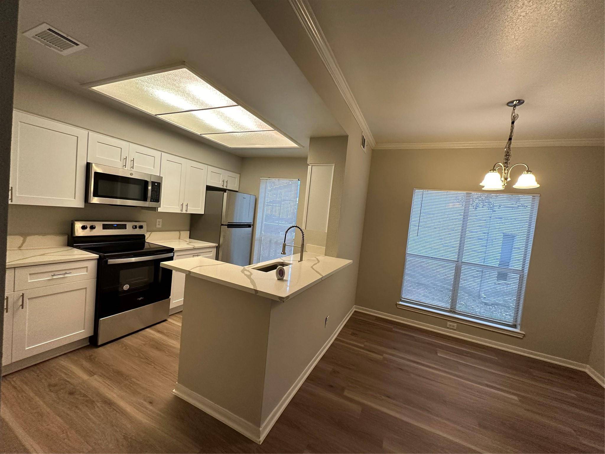 Austin, TX 78730,6000 Shepherd Mountain CV #1701