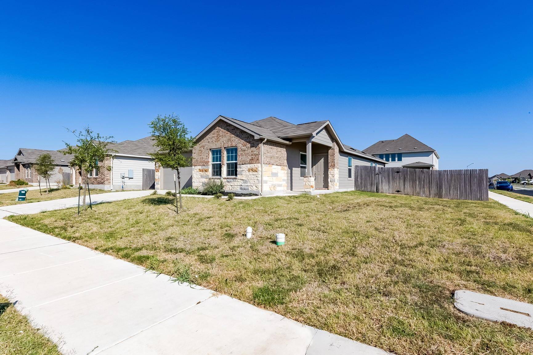 Hutto, TX 78634,609 Bluejack WAY