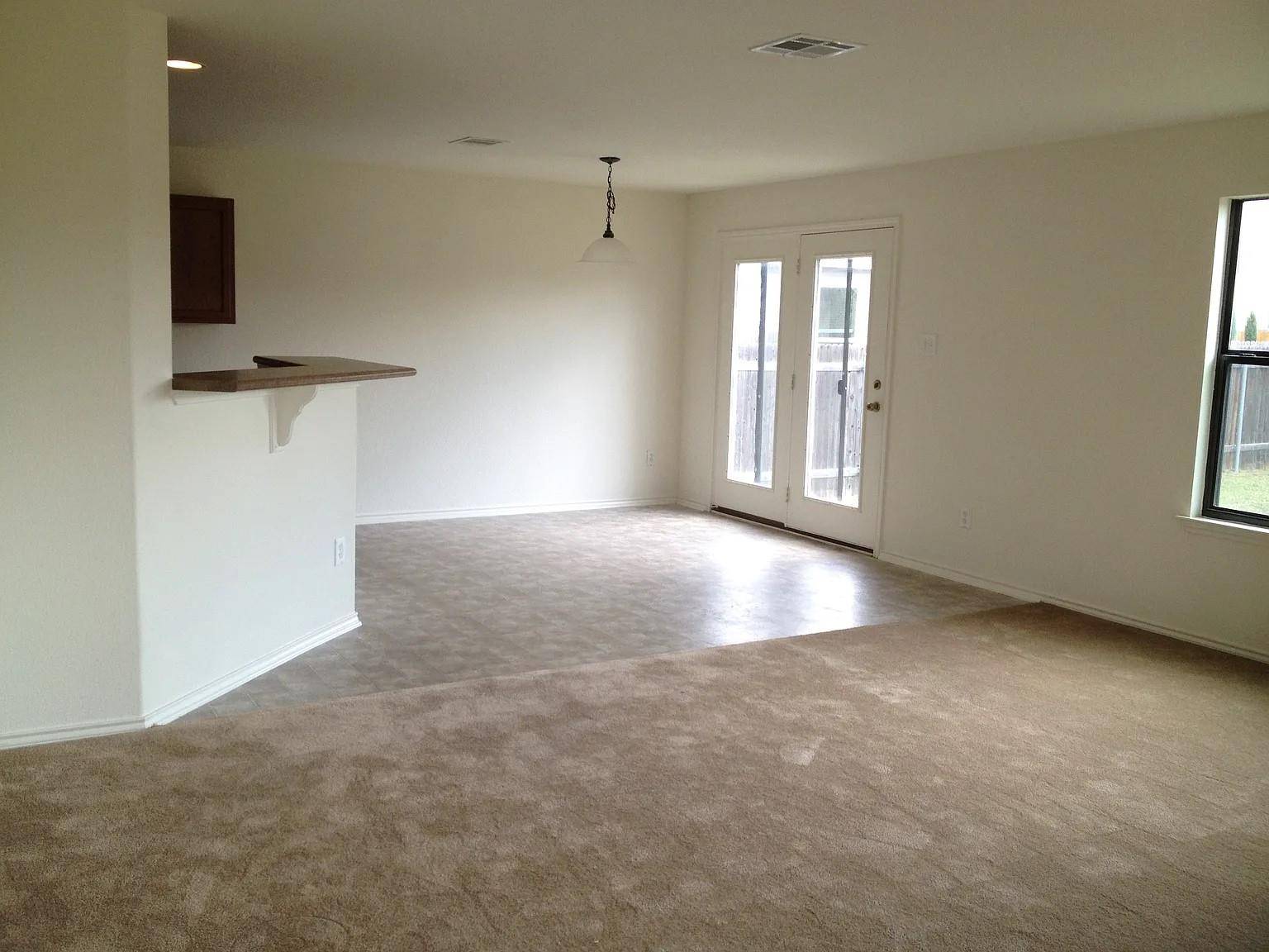 Georgetown, TX 78626,2200 Weiss LN