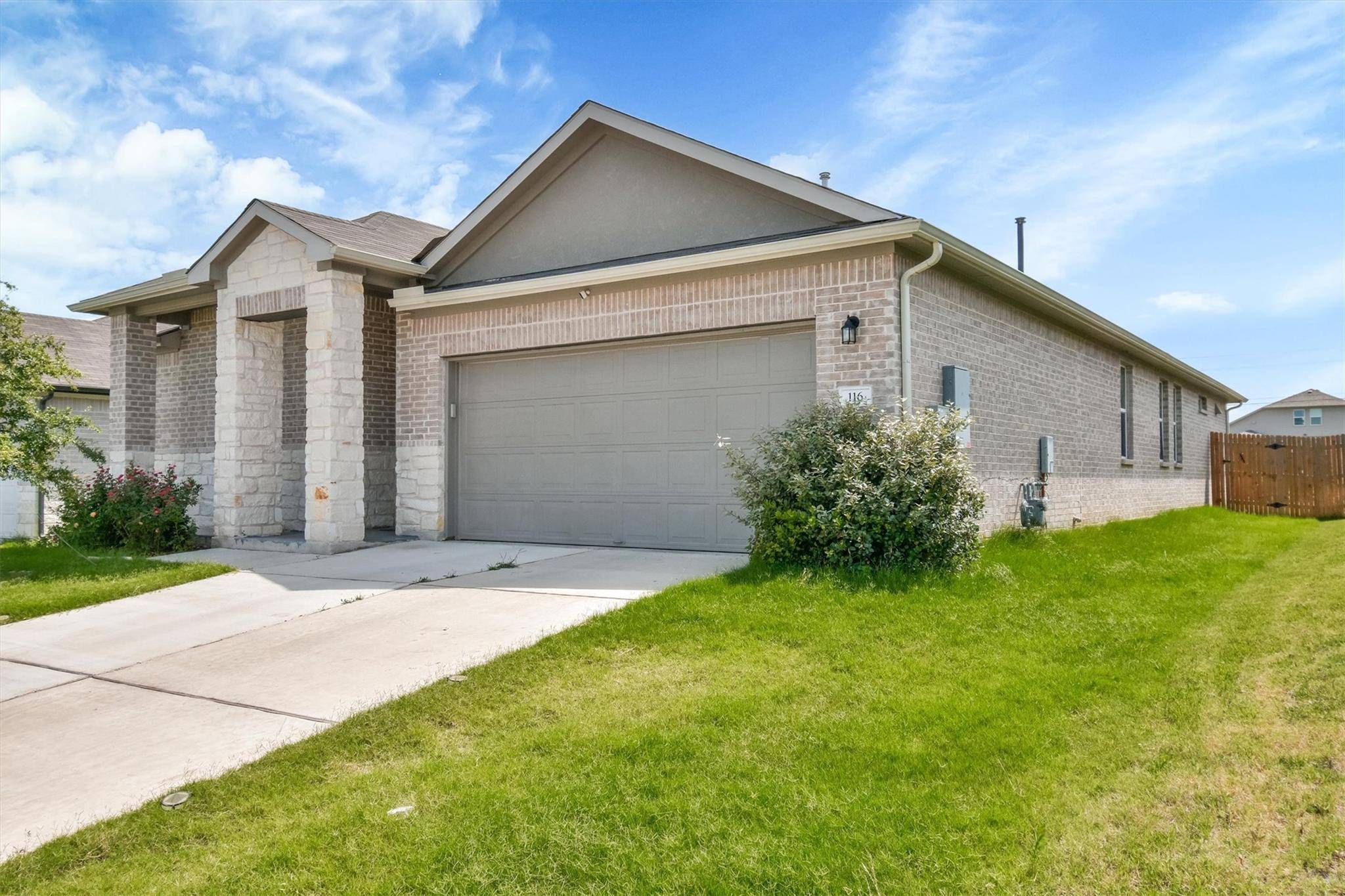 Georgetown, TX 78626,116 Charles TRL