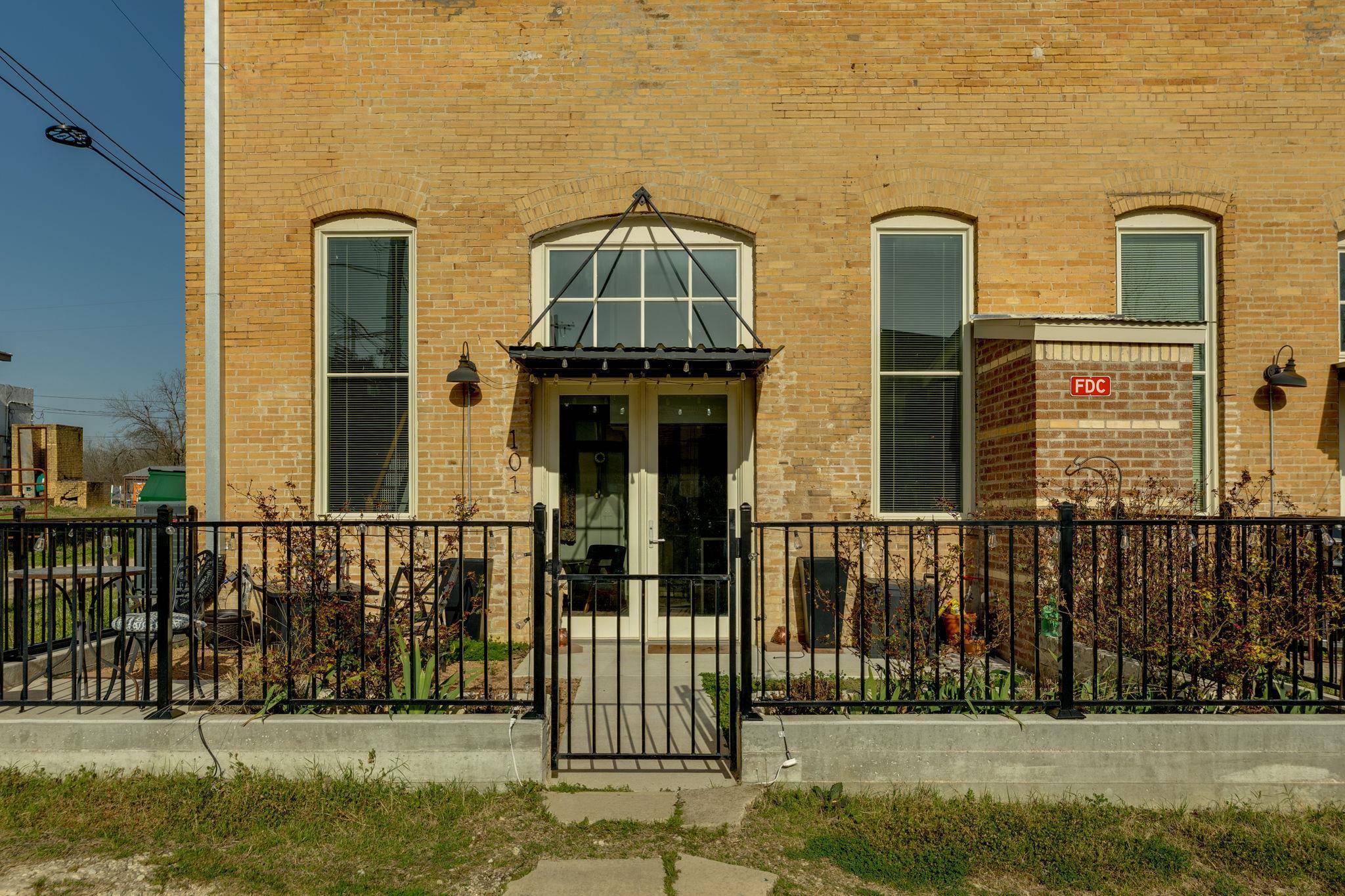 Elgin, TX 78621,110 S Main ST S #101