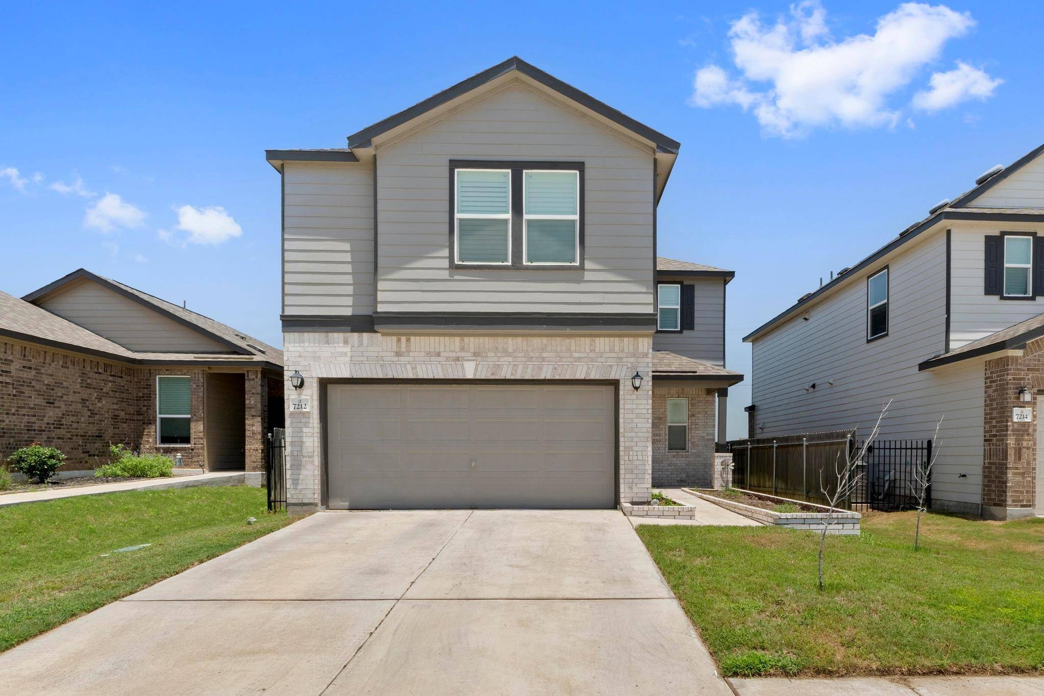 Austin, TX 78744,7212 Summer Tanager DR #28