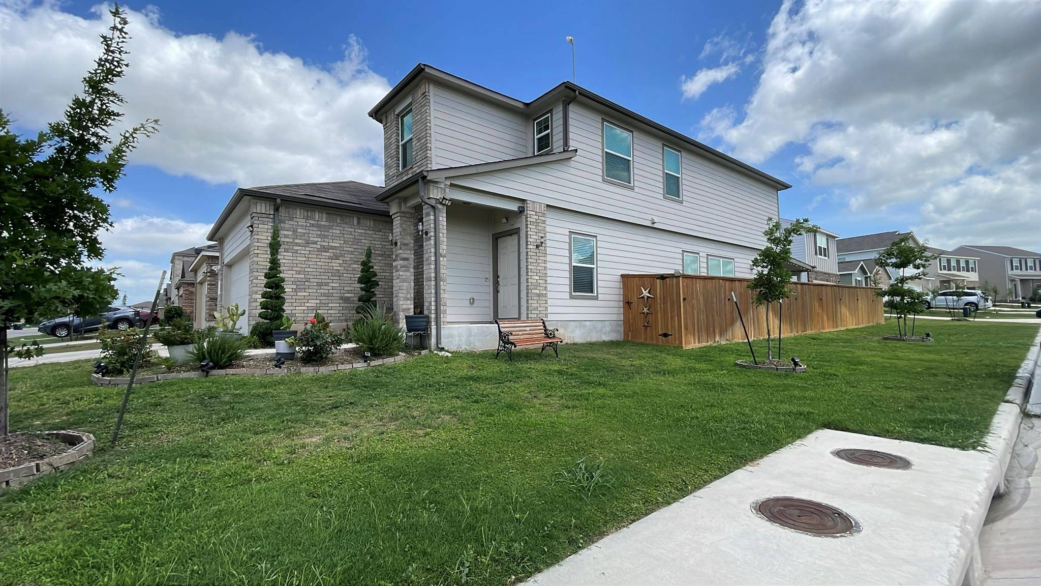 Jarrell, TX 76537,204 Bronco Billy DR