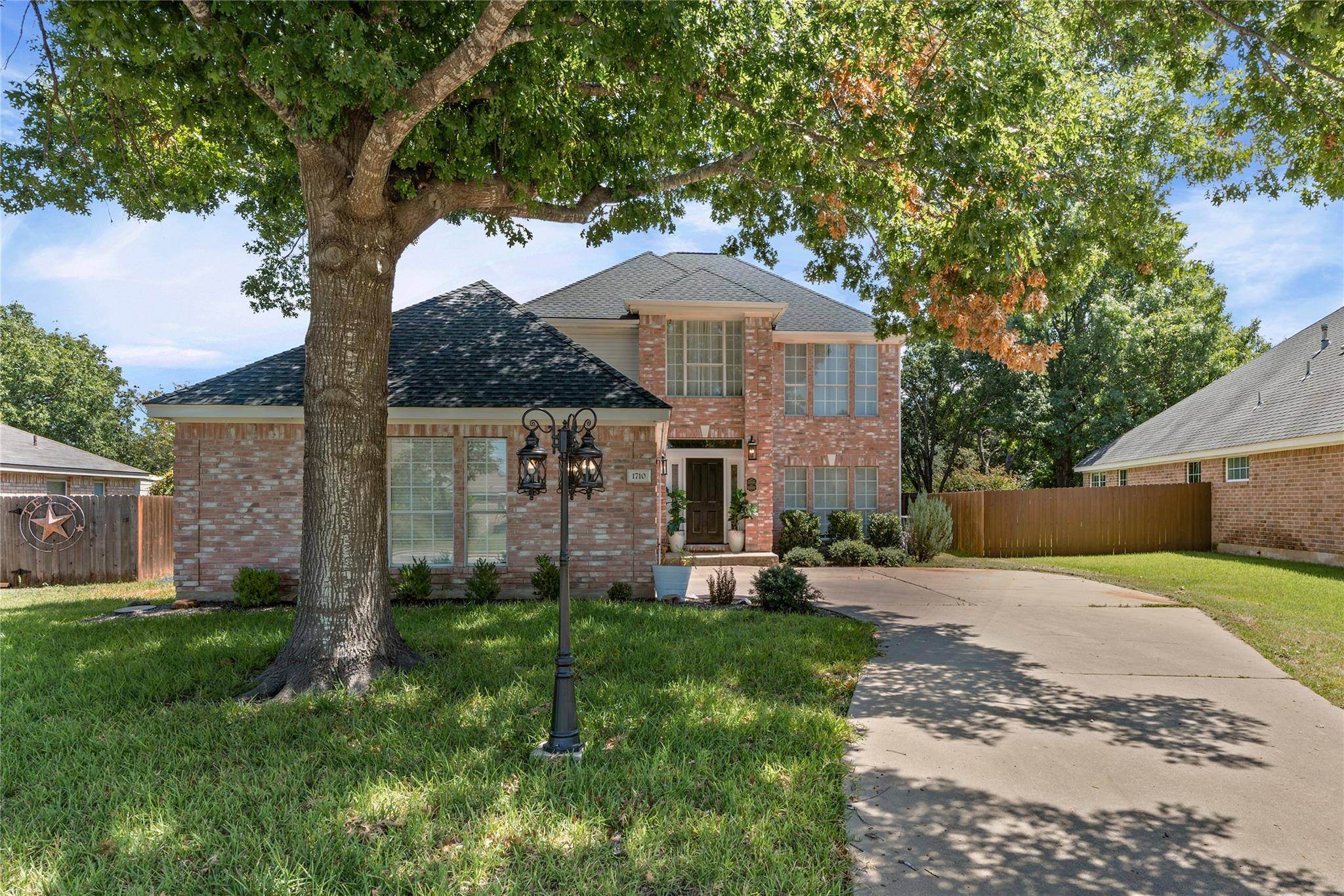 Leander, TX 78641,1710 Greening WAY