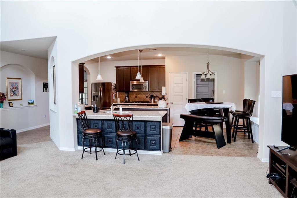 Buda, TX 78610,348 Vista Gardens DR
