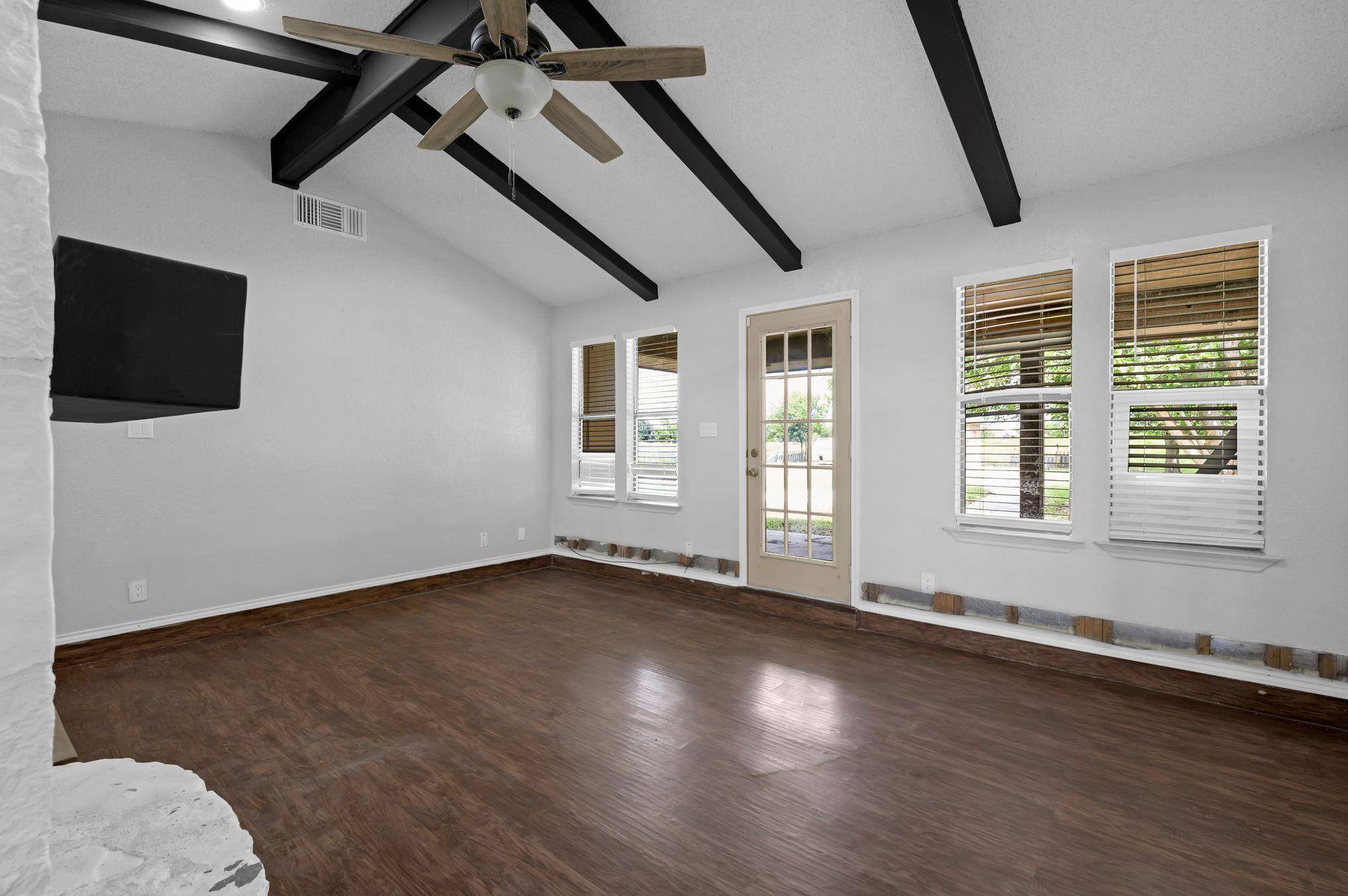 Moody, TX 76557,16885 State Highway 317